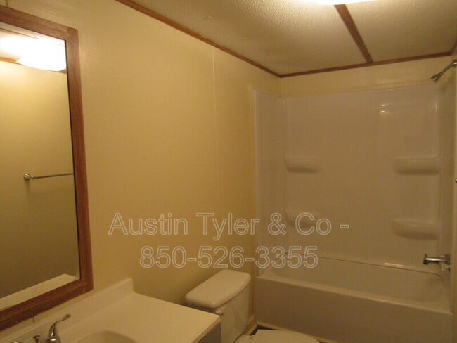 Building Photo - 2415 Country Pines Ln
