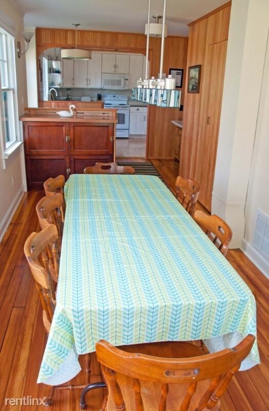 Foto del edificio - 6 br, 2 bath House - 3 Beach Rd