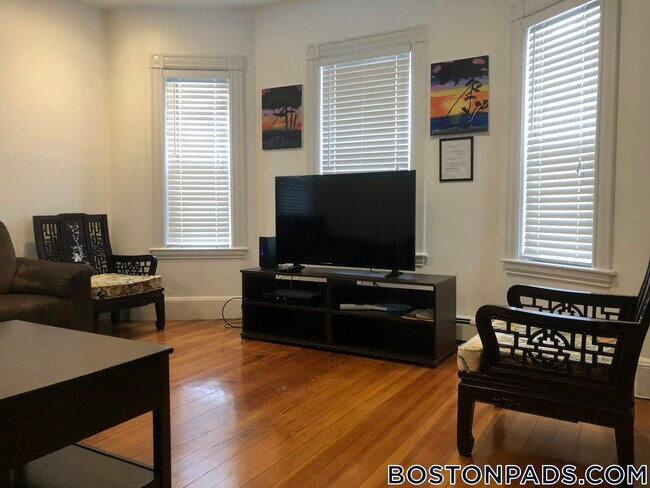 Foto del edificio - 27 Brackett St