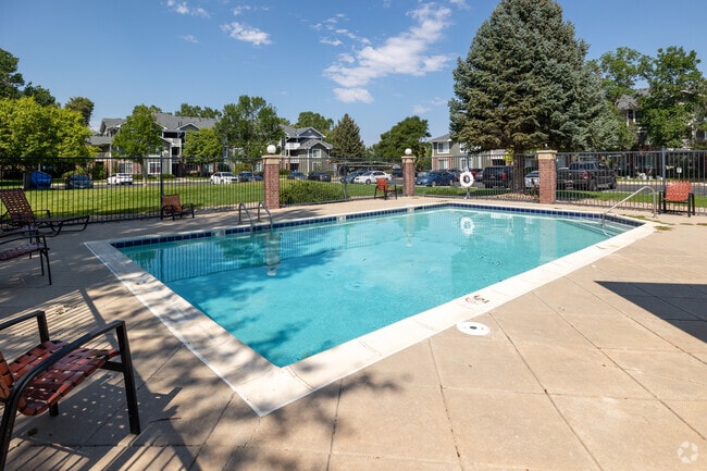 Piscina - Dayton Meadows