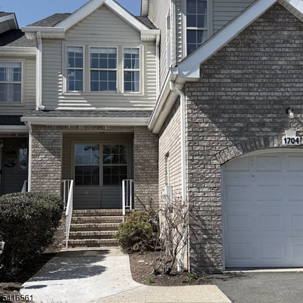 Building Photo - 1704 Bergen Ct