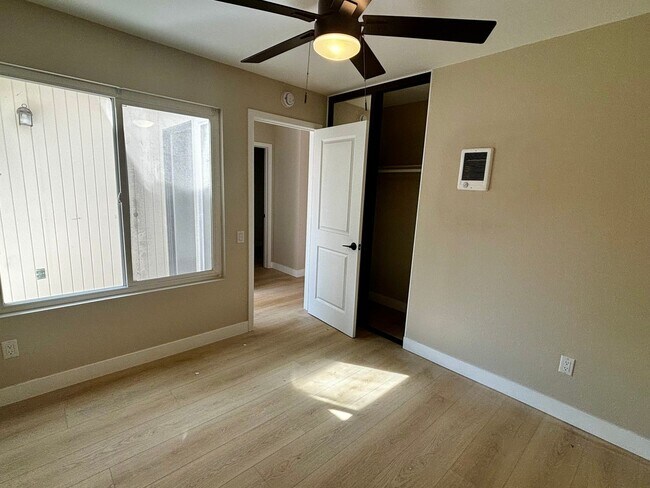 Foto del edificio - Remodeled 3 bed 2 bath townhome in Friars ...
