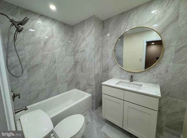 Foto del edificio - 4639 Sands Way