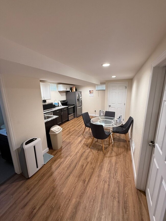 Photo - 3 Bedroom 1 Bathroom Available in Anshutz Medical Center Area Townhome