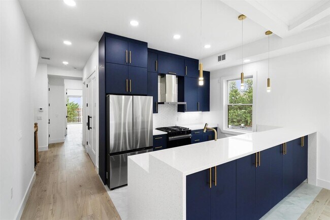 Foto del edificio - 125 Collard St