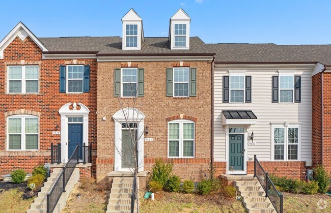 Building Photo - 9408 Adelaide Ln