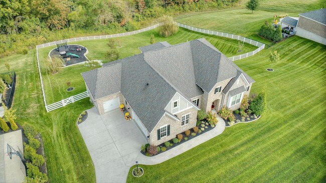 Building Photo - 1890 Williams Rd