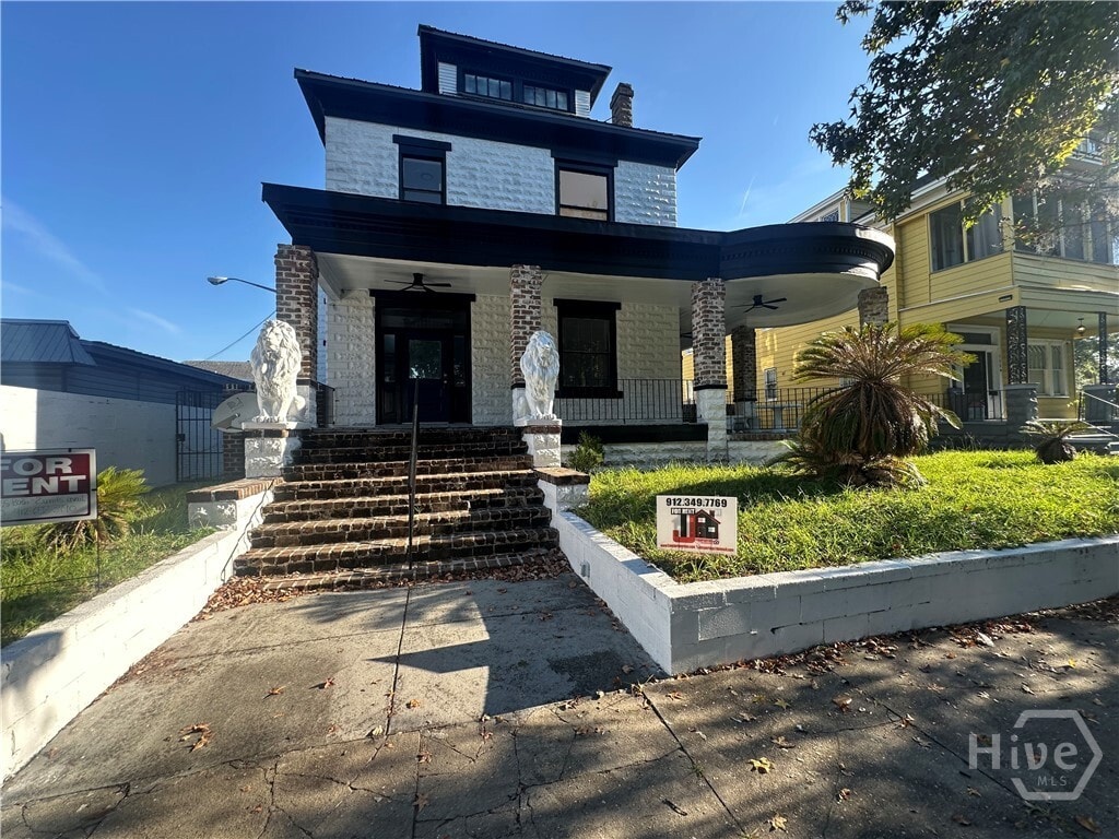 Foto principal - 312 W 37th St