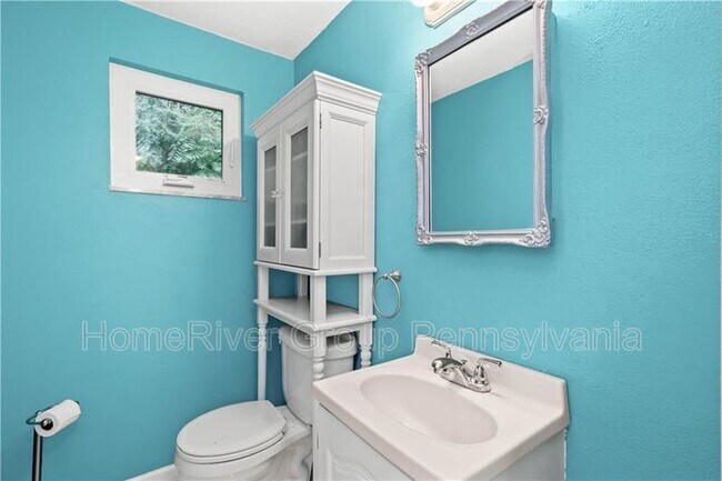 Foto del edificio - 216 Carlisle Ave