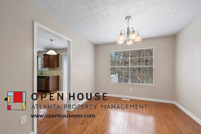 Building Photo - 10405 Ash Rill Dr Alpharetta