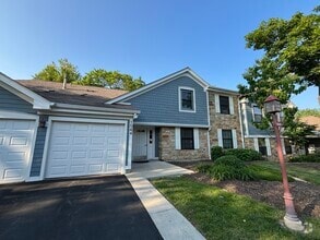 Building Photo - 1544 Williamsburg Dr
