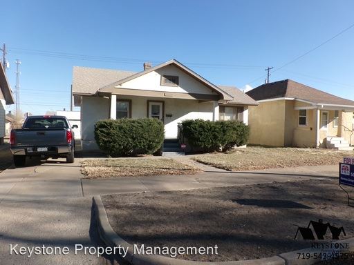 Building Photo - 2028 E Routt Ave