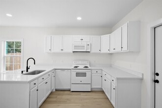 Building Photo - 1504 Clay St