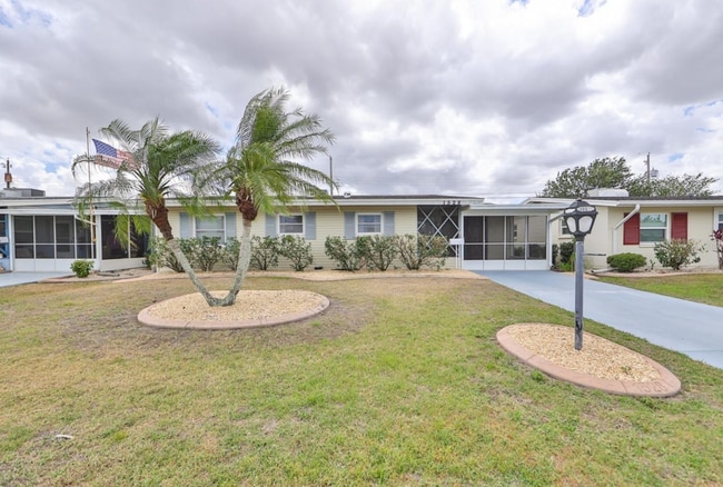 COMING SOON! FULLY RENOVATED 2 BEDROOM IN SUN CITY! - COMING SOON! FULLY RENOVATED 2 BEDROOM IN SUN CITY! House