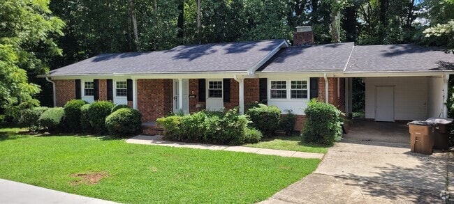 Building Photo - 1301 Pisgah Church Rd