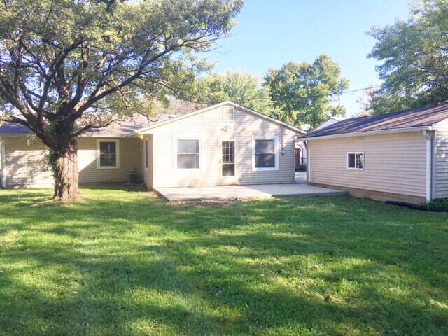Foto del edificio - GORGEOUS EAST SIDE 3 BR/1.5 BA STONE RANCH AVAILABLE NOW!