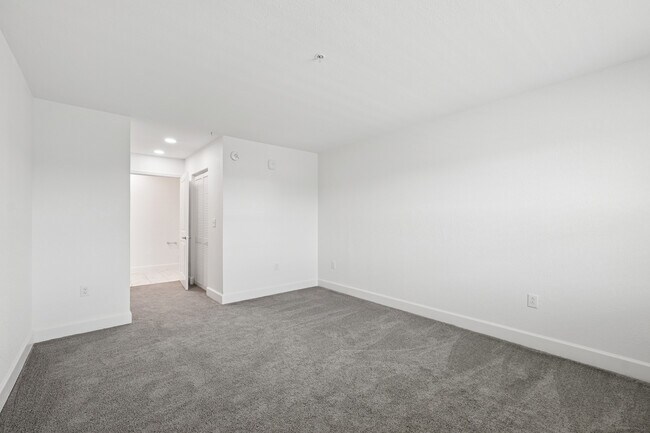 Building Photo - Parkview Village LLC