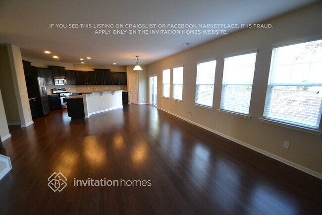 Foto del edificio - 2717 Lawson Dr