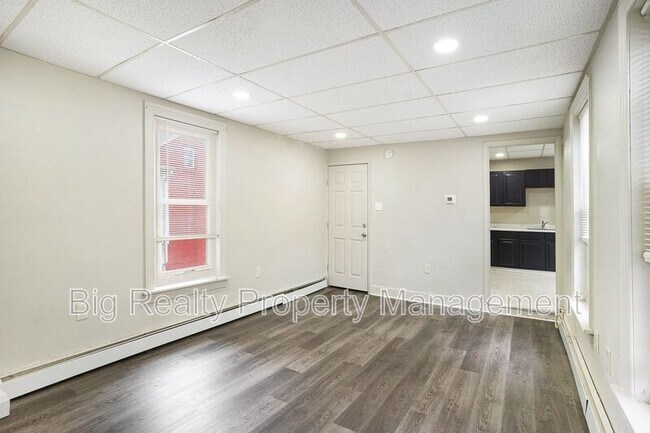 Foto del edificio - 40 E 3rd St