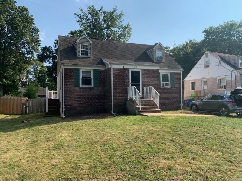 629 Townsend Pl, North Plainfield, NJ 07063 House Rental in North