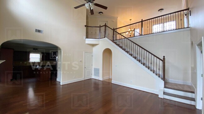 Foto del edificio - Beautiful 4 Bed 3.5 Bath with Large Yard - next to Mt. Laurel at Shoal Creek