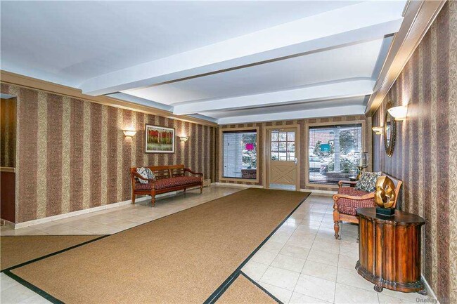 Building Photo - 1 Town House Pl