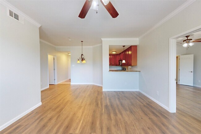 Foto del edificio - 793 Davis Rd