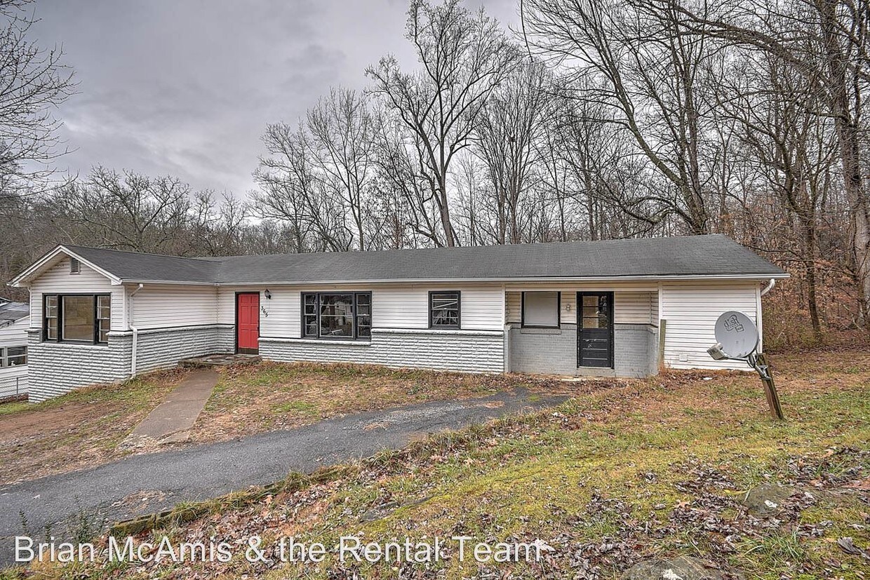 Primary Photo - 4 br, 2 bath House - 365 Rocky Hill Drive