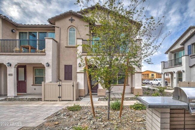 Building Photo - 4655 S Vapor