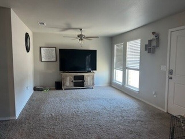 Building Photo - For Lease - 1325 Masquerade - Odessa, TX