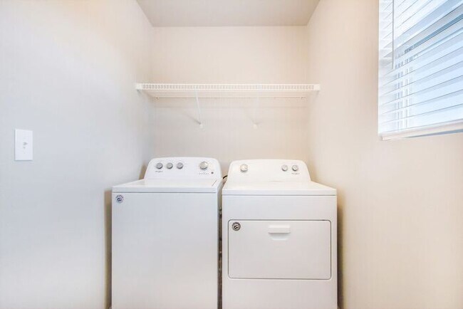 Building Photo - 6777 Asher Trail