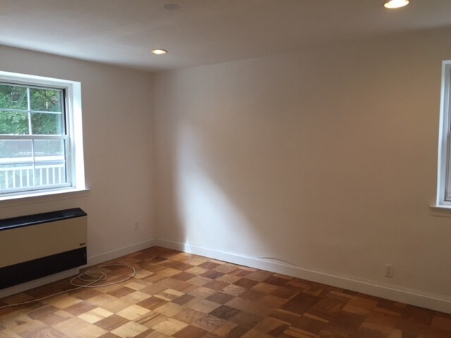 Building Photo - 100-51-151 223rd St