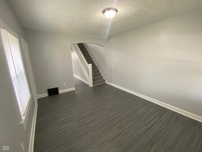 Foto del edificio - 3258 Winthrop Ave