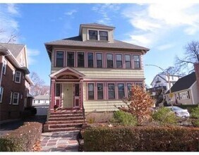 Building Photo - 206 Arborway