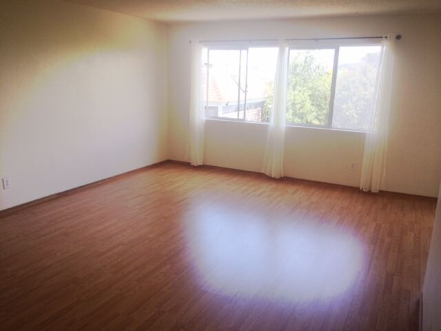 Foto del edificio - 260 Lighthouse Ave