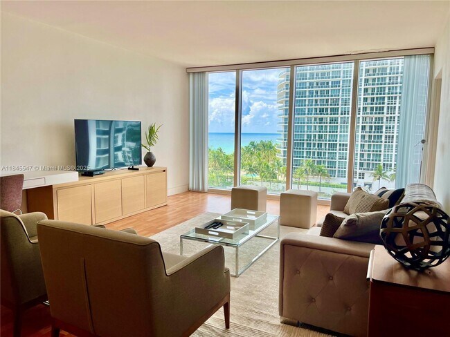 Foto del edificio - 10275 Collins Ave