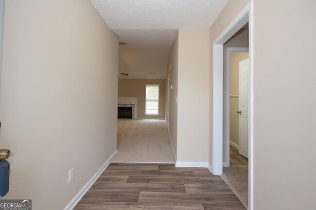 Photo - 1302 Palmer Ln House