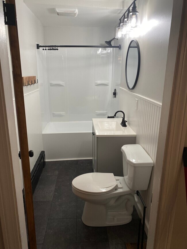 Bathroom - 369 Hevey St