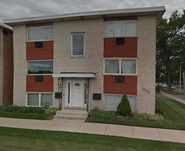 Building Photo - 1526 Bataan Dr