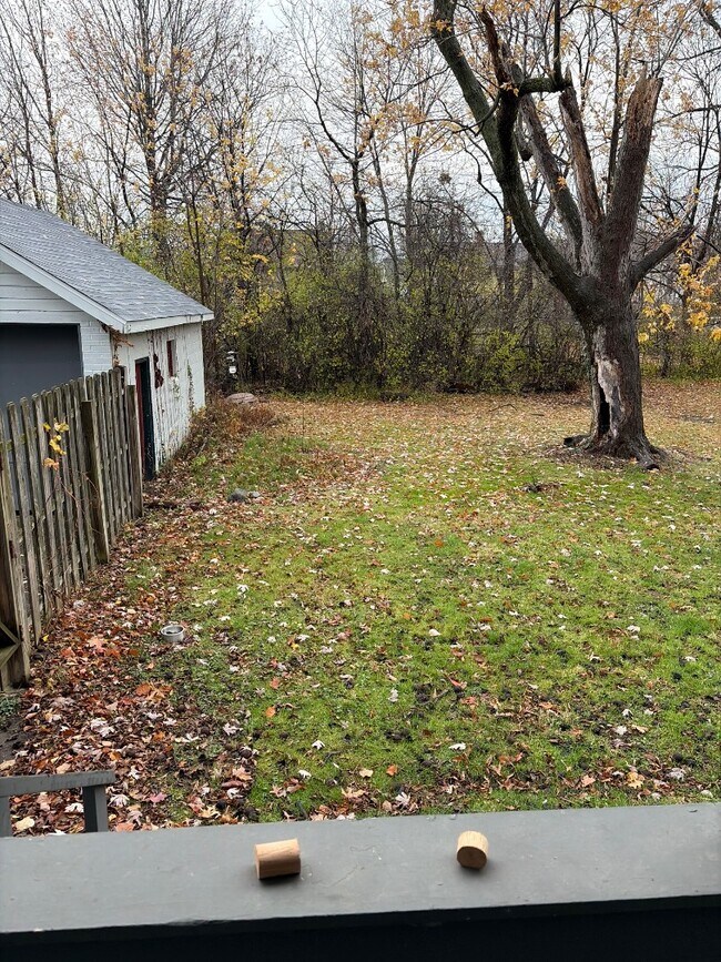 Foto del edificio - 1541 E 212th St