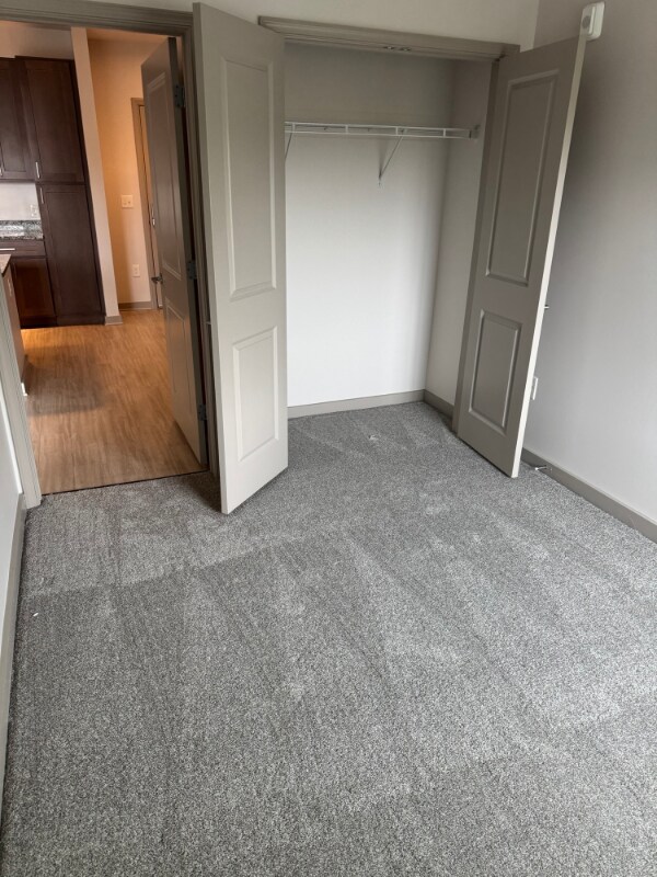 Building Photo - 2317 Huntington Ave