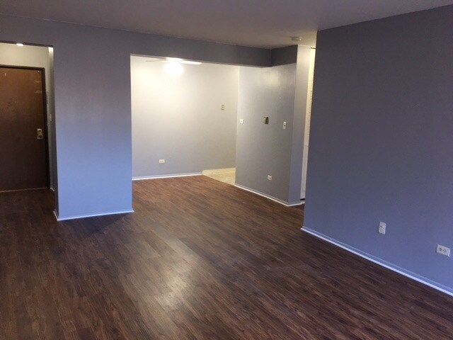 Dining Room - 5310 N Chester Ave