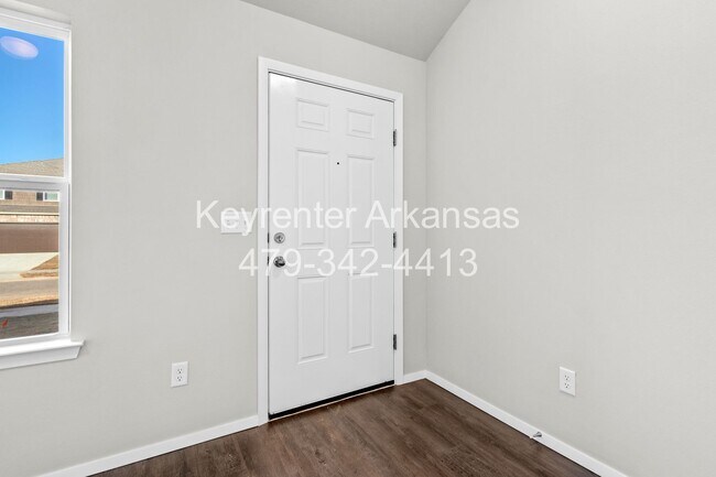 Foto del edificio - Brand new 3 bedroom, 2 bathroom home in Fayetteville, Arkansas