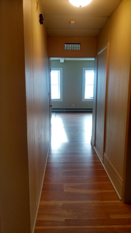 Foto del edificio - 135 E State St