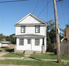 Building Photo - 1433 Kenmore Blvd