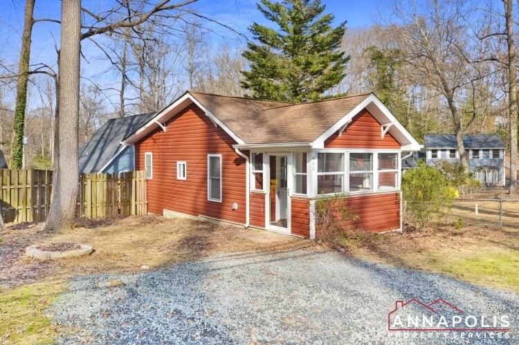 Primary Photo - 440 kyle road
