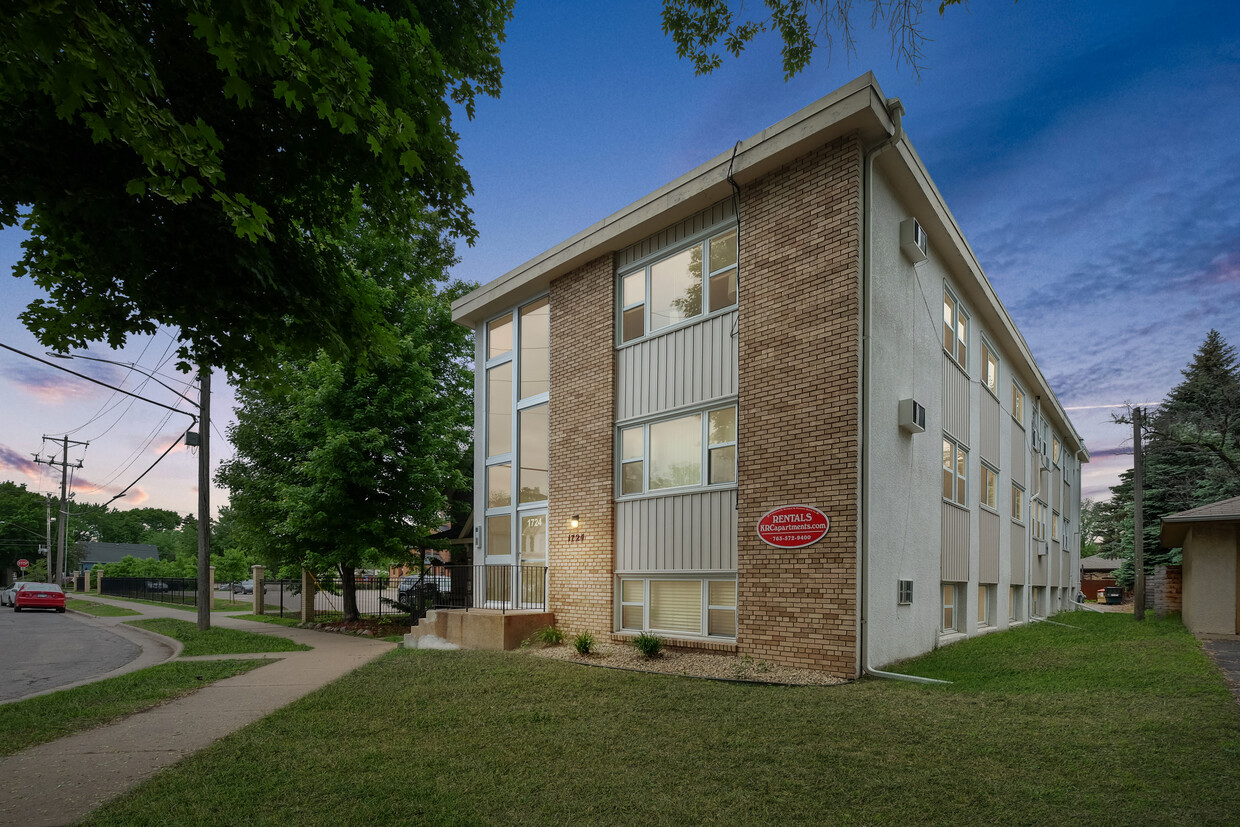 Primary Photo - Sixth Street NE Apartments