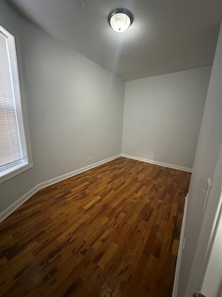 Building Photo - 4240 W Gladys Ave