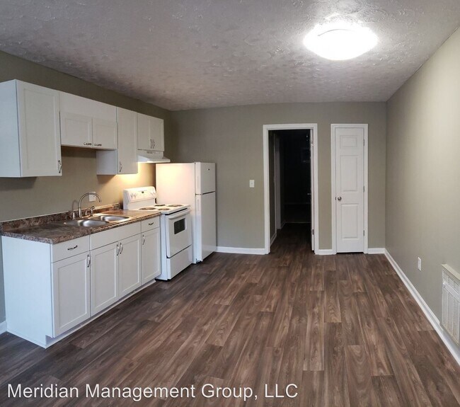 Building Photo - 613 Greenbriar Rd