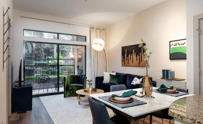 Building Photo - 2 bedroom in Houston TX 77008